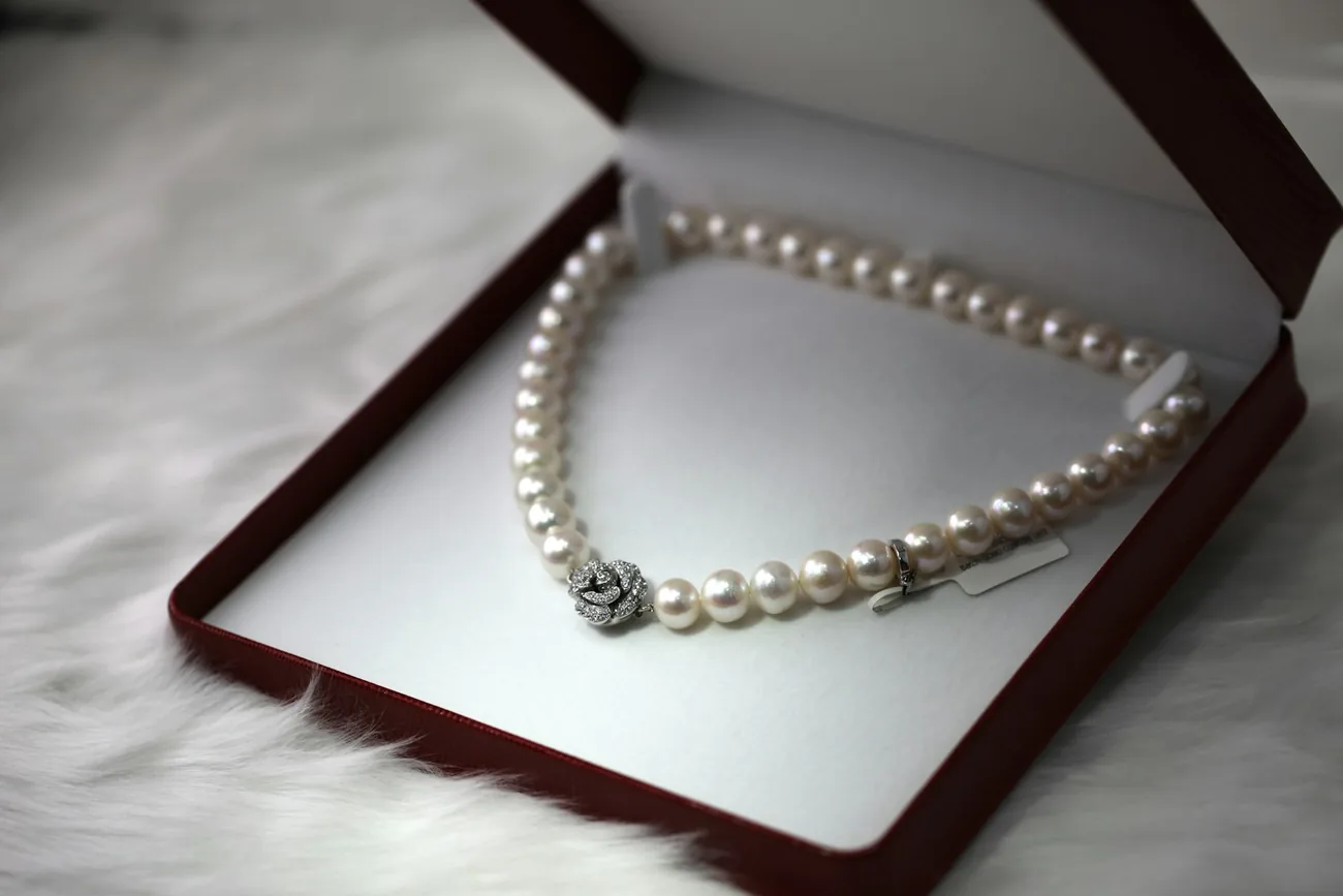 Jewellers & gold
